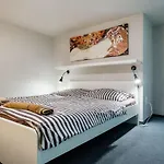 Bank Street Loft In Pest Center