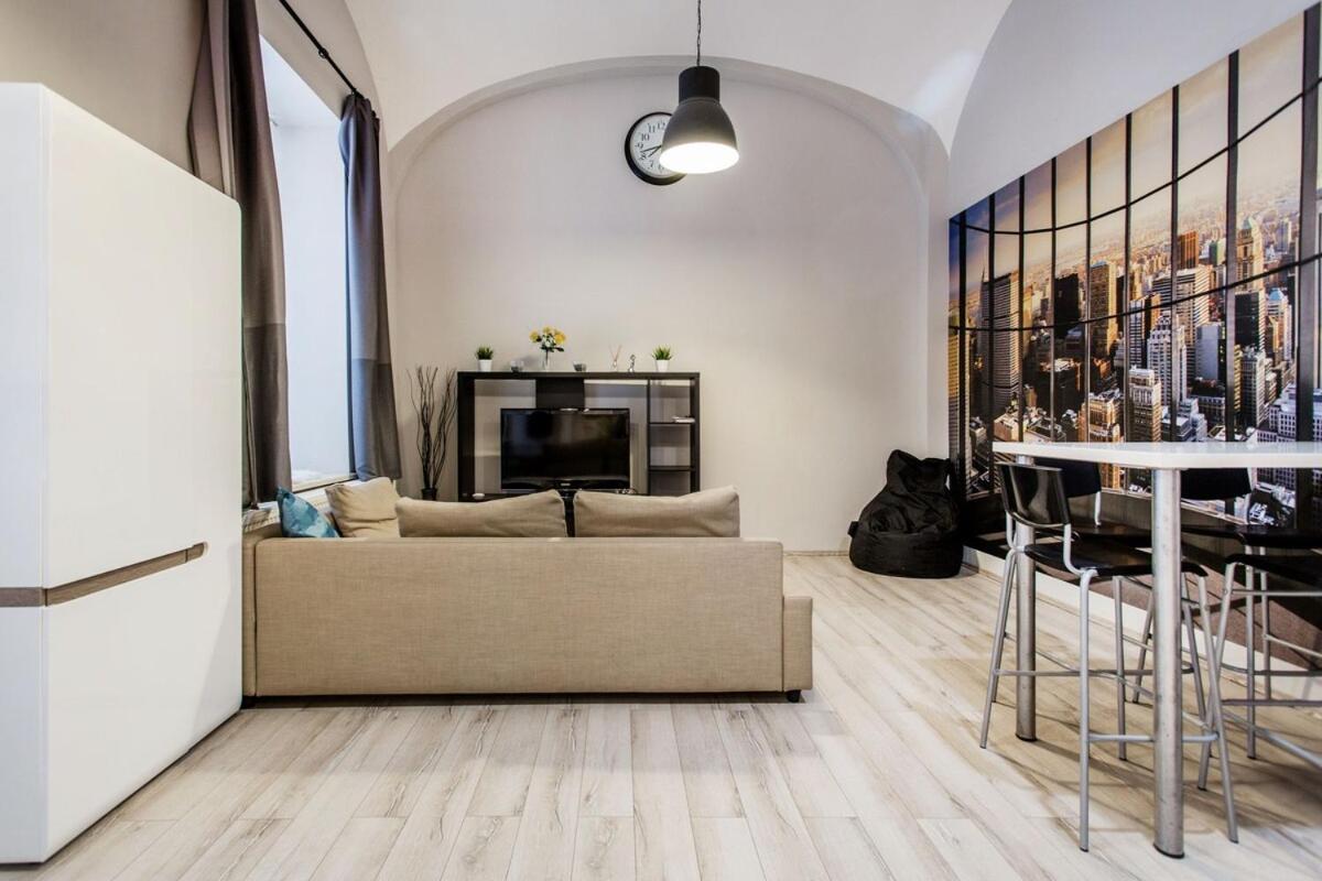 Apartment Bank Street Loft In Pest Center *